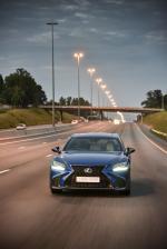 Lexus LS500 F-Sport 2019 года (ZA)